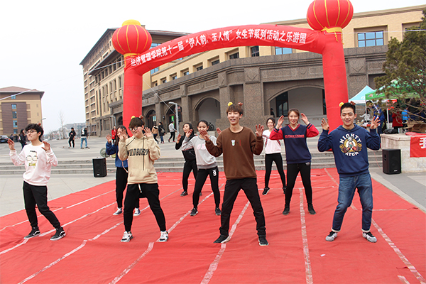 我院成功举办植树节活动